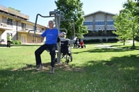 View Chest Press Accessible slide
