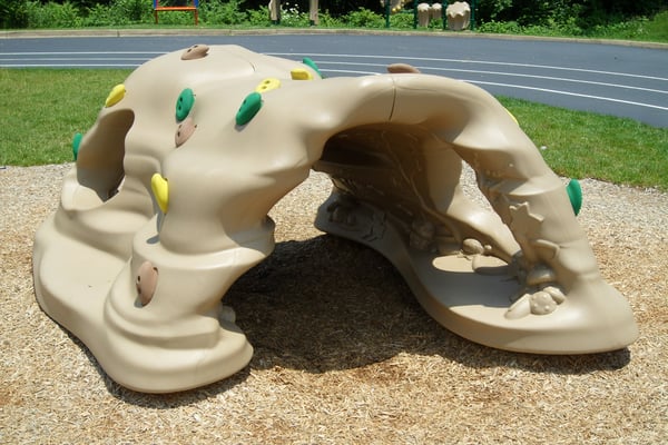 Climb & Discover Cave - Playful 3