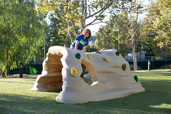 Climb & Discover Cave - Playful 2