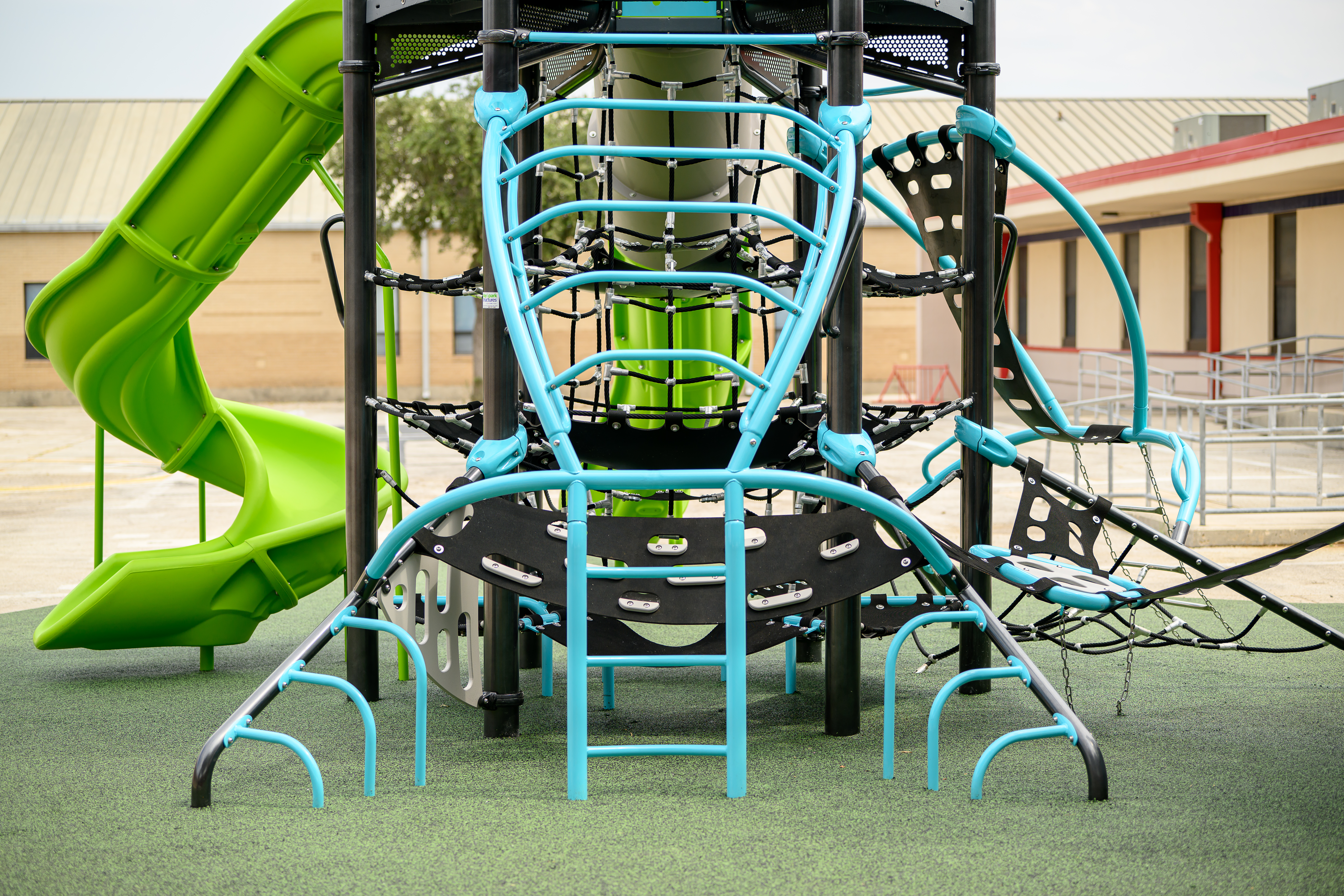 110-SanAntonio-Play&Park-DotsonCommercial-1